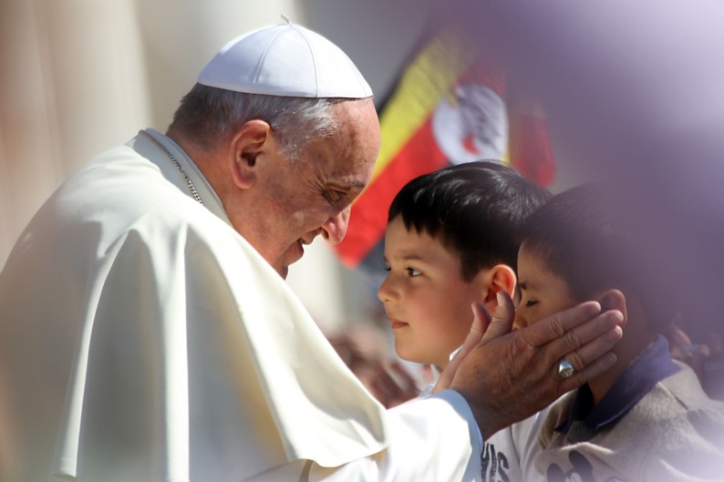 Pope with children